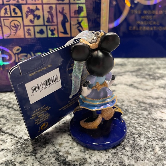 Disney Minnie 50th Anniversary Ornament Figurine - Picture 9 of 10
